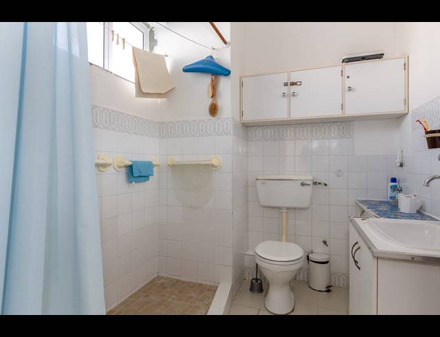 2 BEDROOM APARTMENT RENTED IN CLAREMONT UPPER